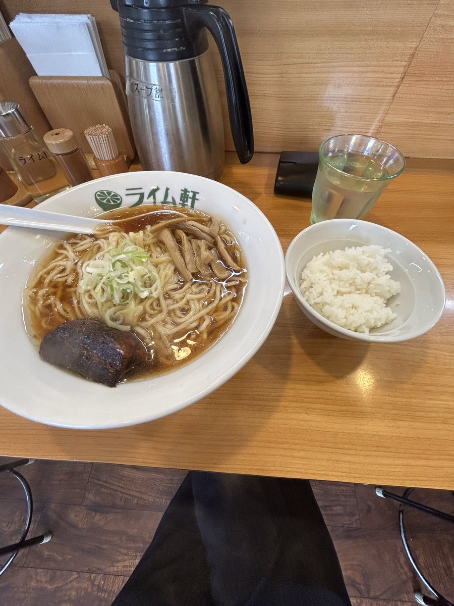 asukqqq's tweet photo. https://t.co/ipB8OMMRPy