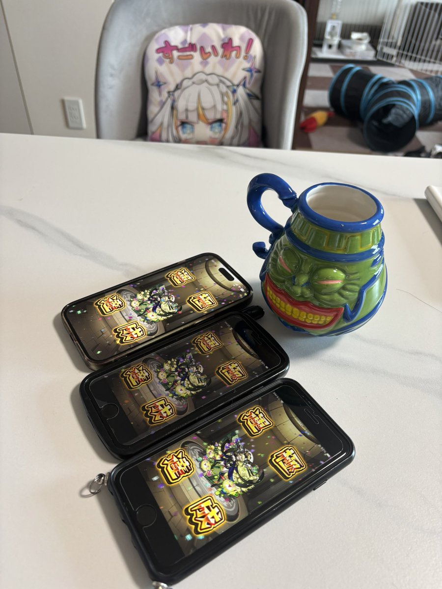 kanimayoyon's tweet photo. 貸しモン登録から30日経たんと出来んらしくてアグナックスの為に適当に作ったアカウントまでゼーレ運極になって草
ギミック不対応が3体なの結構ストレスで面白さは無かったので正攻法でやってみたかったな https://t.co/lCUnEcQG2S