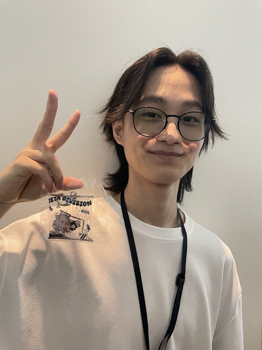 kazuneko_main's tweet photo. 今から30分物販立ちやす
今持ってるやつは丁度売り切れました😸
#第五人格8arty
#第五人格IJL https://t.co/IrQBxVxHIp