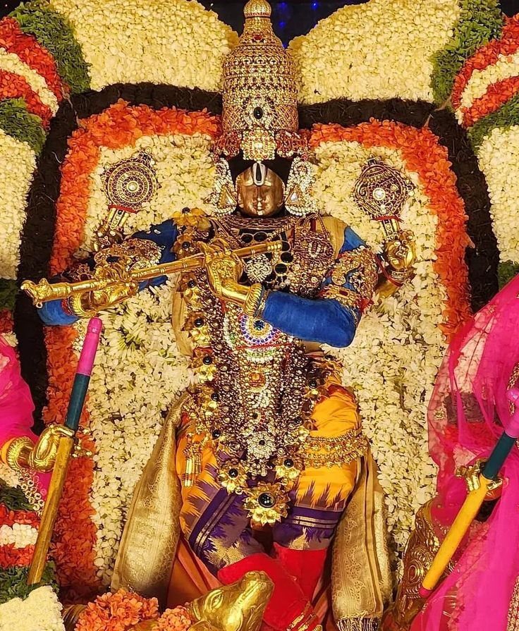 tirupati_info's tweet photo. Tirumala : 30-07-2026

Total pilgrims : 67,063
Tonsures : 25,565
Hundi kanukalu : 4.81 CR 
Laddu sale... 4.27 Lac
Annaprasadams..2.53 Lac
Medical treatment...3,166

Approx. Darsan Time for Sarvadarshanam (with out SSD Tokens)..18-20 Hrs

#tirumala #ttd #tirumaladarshan #tirupati https://t.co/GORaY7t3yj