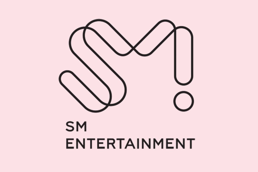 kchartsmaster's tweet photo. Girls' Generation's Yuri is reportedly parting ways with SM Entertainment after 19 years following contract expiration. 

https://t.co/JD8xUefMhh https://t.co/Gt6qcEaOJr