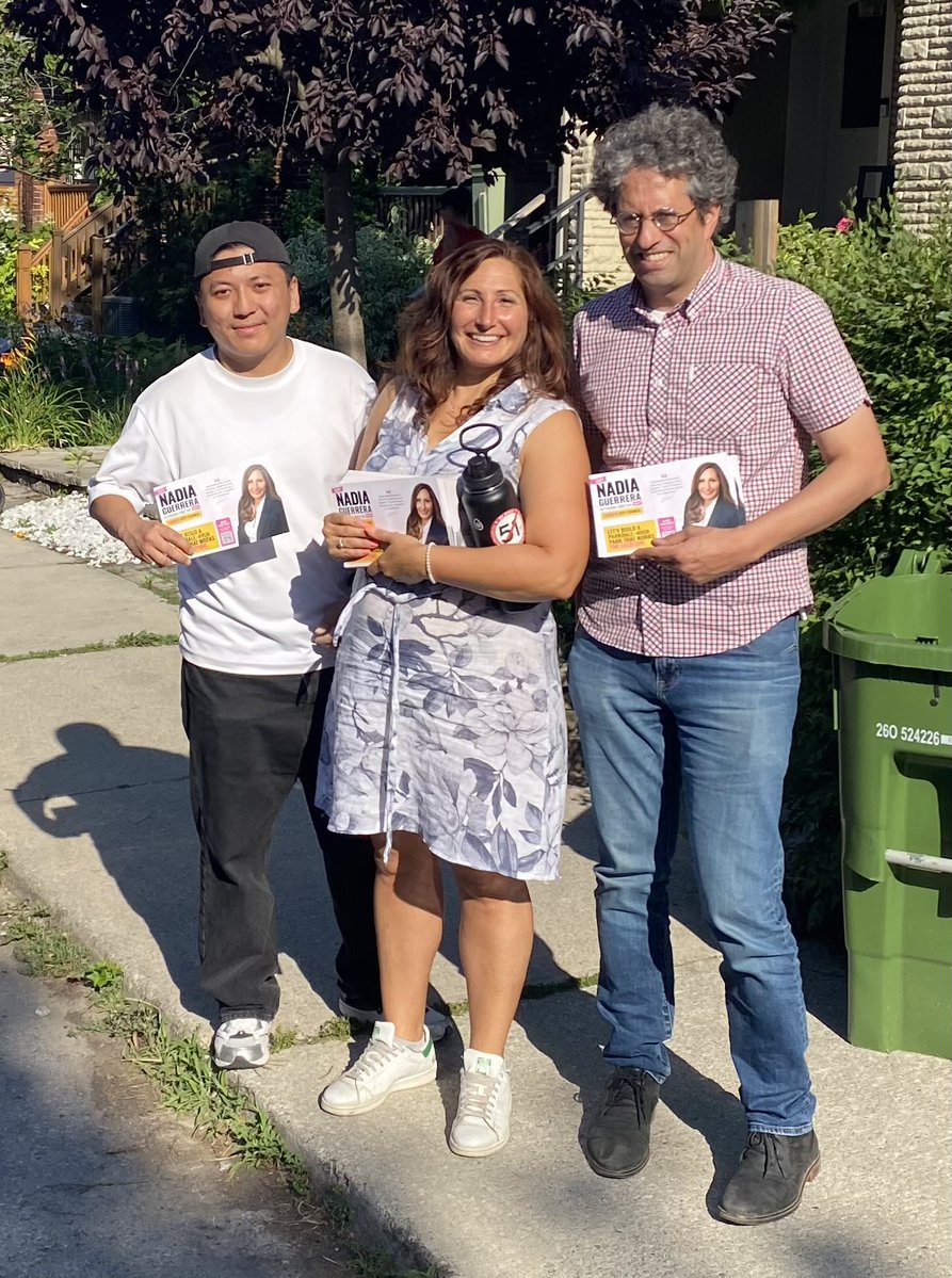 nadia_guerrera's tweet photo. Building a stronger #Ward4 means building strong relationships.

Grateful to have MP @kbardeesy join our amazing team on the doors last night. Delivering for our community means working together-across neighbourhoods, at City Hall, and with every level of government.

#topoli https://t.co/RaEgcQsG4f