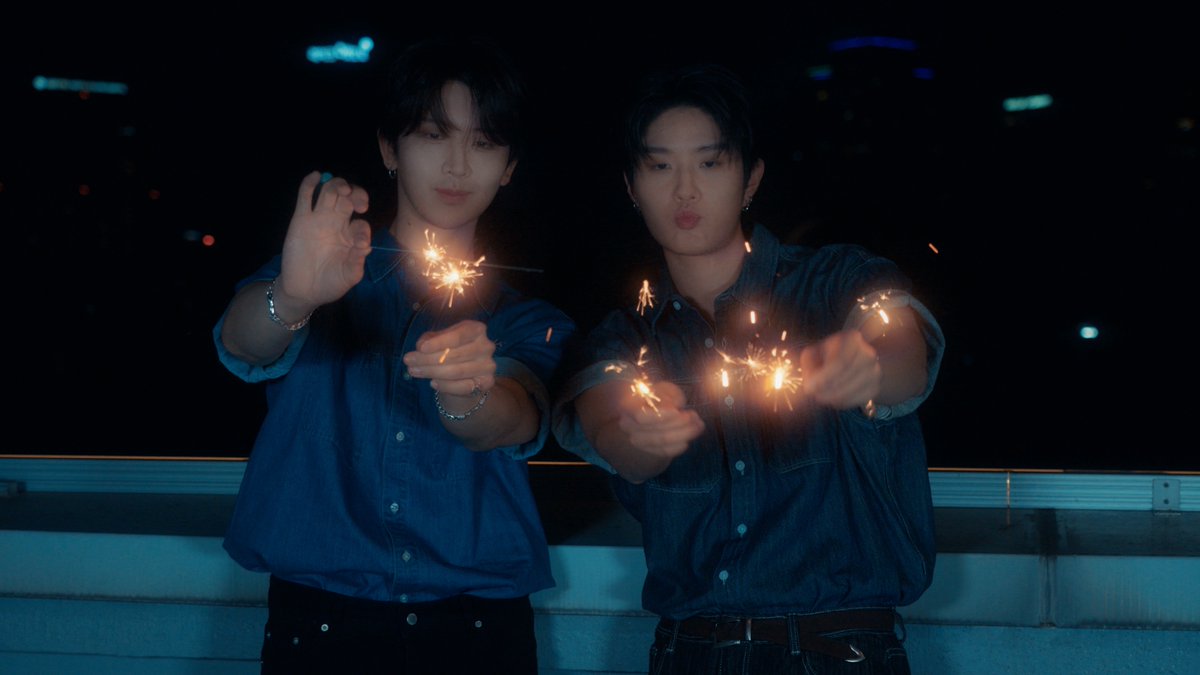 V01D_iX's tweet photo. V01D V1DE0 | 'Pretender' (원곡 : Official髭男dism) by 케빈박(KEVIN PARK), 정지섭(JUNG JISEOB) | Vocal Live Clip

🔗 https://t.co/4QGS4vt44y

#V01D #보이드
#Pretender #Official髭男dism #OFFICIALHIGEDANDISM https://t.co/fnES4seDaK
