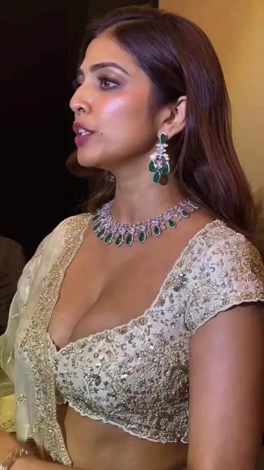 Bollywood Tollywood Point ™ tweet media