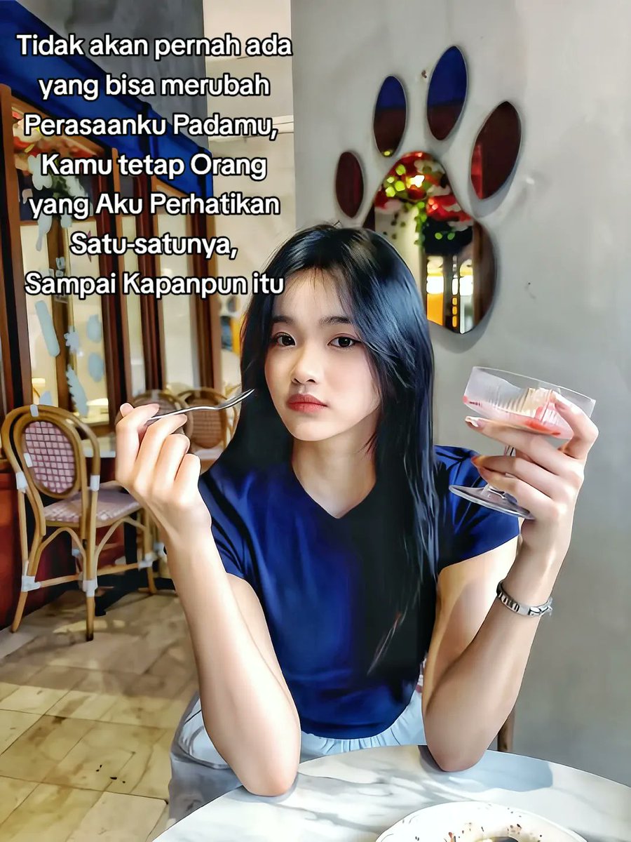 _Rohim20's tweet photo. Tetap selalu akan menjadi satu-satunya... 

#DiesVenErine https://t.co/JYm1GwtNEC