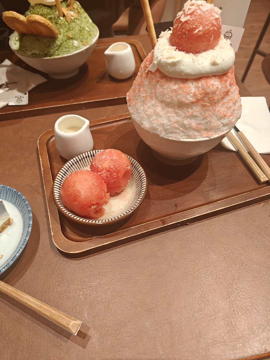 McleanGladstone's tweet photo. 学期总结 赶紧毕业吧。不是人过的日子 https://t.co/PEsWpSnS6A