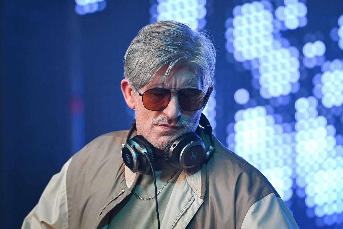 paidocirilo's tweet photo. hoje seria o aniversário de 51 anos do Kavinsky... https://t.co/NNz5EwZ2A9