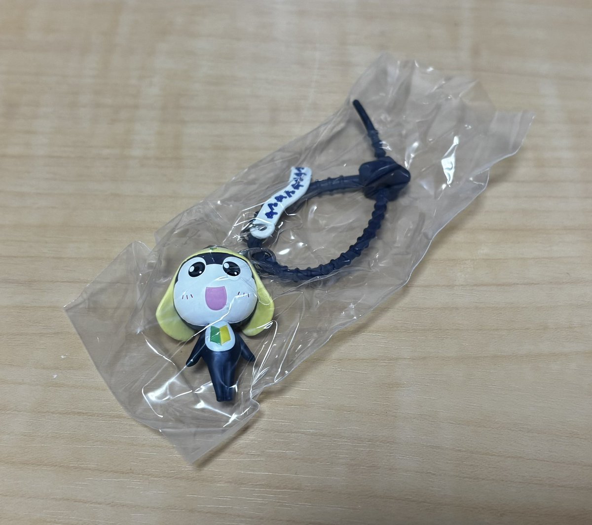 BL_Tera's tweet photo. 【交換】 ケロロ軍曹  ガチャガチャ カラフルマルチチャーム

譲/ タママ

求/ ギロロ

川崎手渡し または 郵送 https://t.co/EtJjmCA760