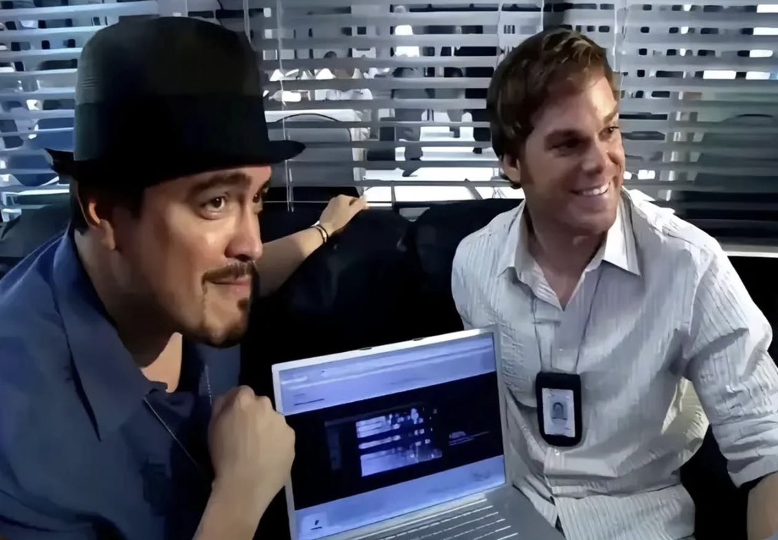 DrakoAfoa's tweet photo. me and bro if we had a job at the same place https://t.co/1fozNVoyft