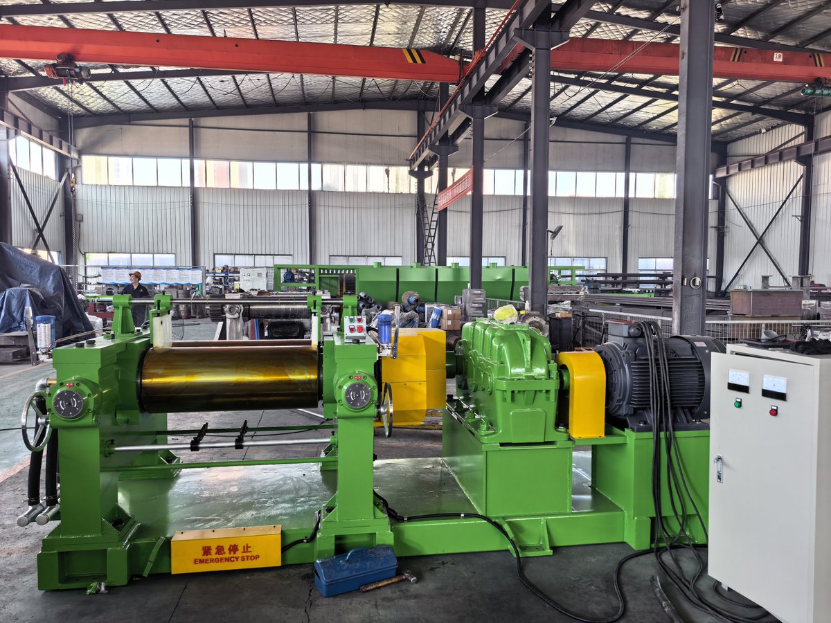 michael32258503's tweet photo. XK-400RUBBER MIXING MILL https://t.co/PZYq1cDSBY
