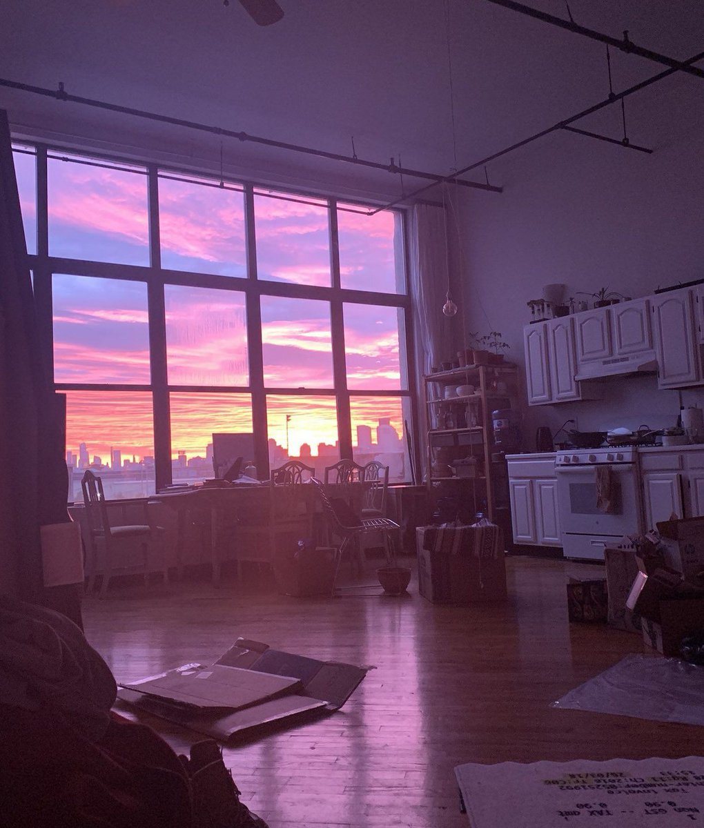 QuinnJones9's tweet photo. hing beats lo-fi while zoning out on the couch.

The cat sneezed and scared themselves and I need everyone to know about it. https://t.co/29d2DkFNEx