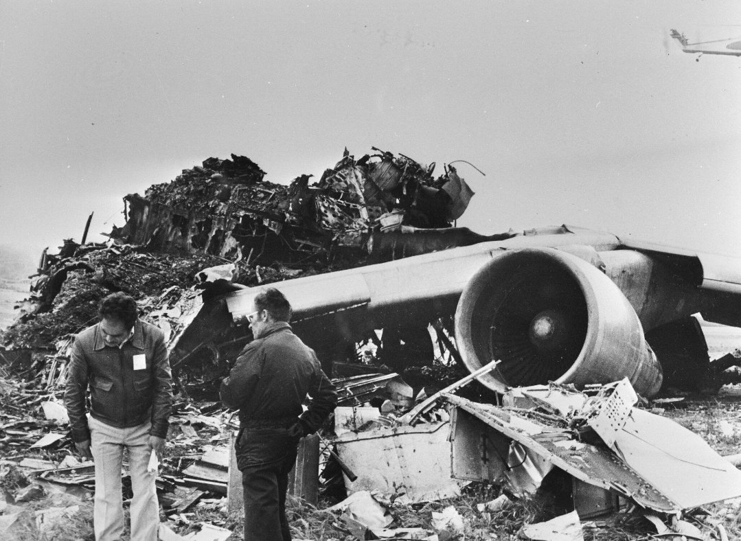 qrsdj's tweet photo. Can just two drops of a chemical change safety rules around the world?

The story of American chemist #Karen #Wetterhahn is a painful reminder that in science — and in aviation — some of the most important safety lessons come at an enormous human cost. ⚠️

🧪 In #1996 , Wetterhahn was studying the effects of heavy metals when a few drops of dimethylmercury, an extremely toxic substance, landed on her latex glove.

She believed she was protected.

She wasn't. 🧤

Dimethylmercury can penetrate latex gloves remarkably quickly. Months later, she began experiencing severe neurological symptoms. She died in 1997. 🕊️

Her death triggered a major reassessment of laboratory safety procedures for handling this substance, including the use of more resistant protective gloves and stricter handling protocols. 🧬

The same principle can be seen throughout aviation. ✈️

📡 The Tenerife disaster in 1977 reinforced the critical importance of clear, standardized communication between pilots and air traffic controllers.

🔥 The #Air #Canada #Flight 797 fire in 1983 contributed to major improvements in aircraft fire detection, emergency lighting and evacuation safety.

🛫 And the flight recorder was never about finding someone to blame. Its purpose is to answer a more important question:

Why did it happen?

Because #pain alone does not create progress.

Pain is only an incredibly expensive opportunity to learn. 🧠

Real progress happens when a system has the courage to acknowledge failure, analyze it scientifically, and turn the lesson into procedures and standards that prevent the same tragedy from happening again. 🛡️

Karen Wetterhahn paid the price.

So did countless victims of aviation disasters.

But when tragedy becomes knowledge, knowledge becomes procedure, and procedure becomes a standard...

the victims of yesterday can become the reason millions are safer tomorrow. 🌍✈️