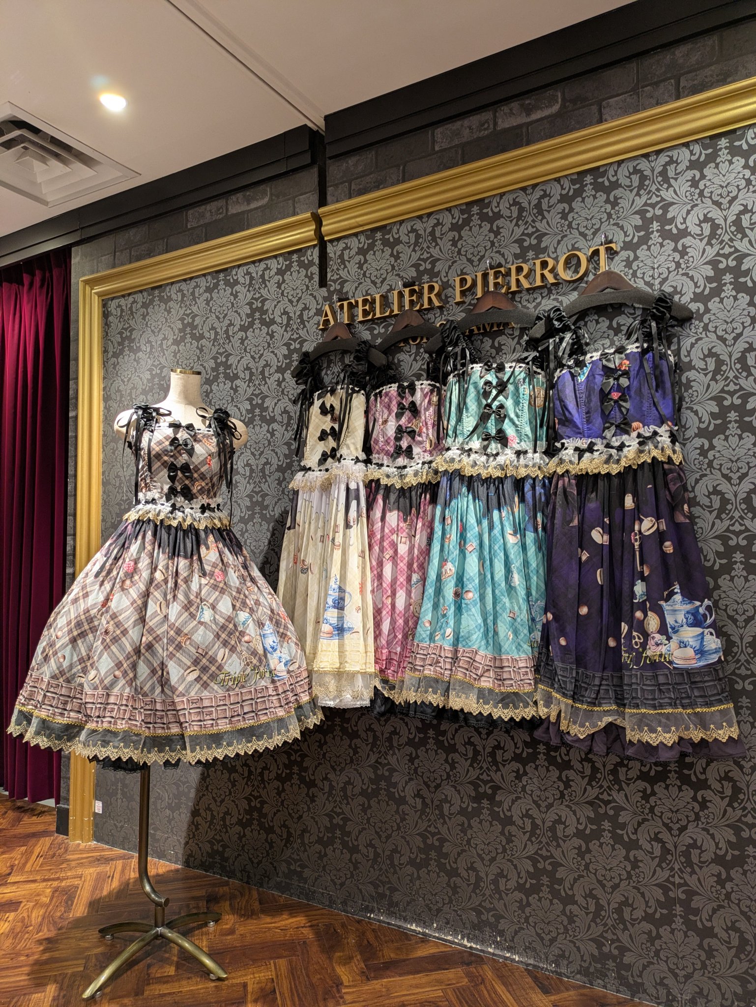 ATELIER PIERROT チェック柄ジャンバースカート ATELIER-PIERROT 横浜VIVRE店 в X: „🍫横浜店新入荷情報🍫 【Triple