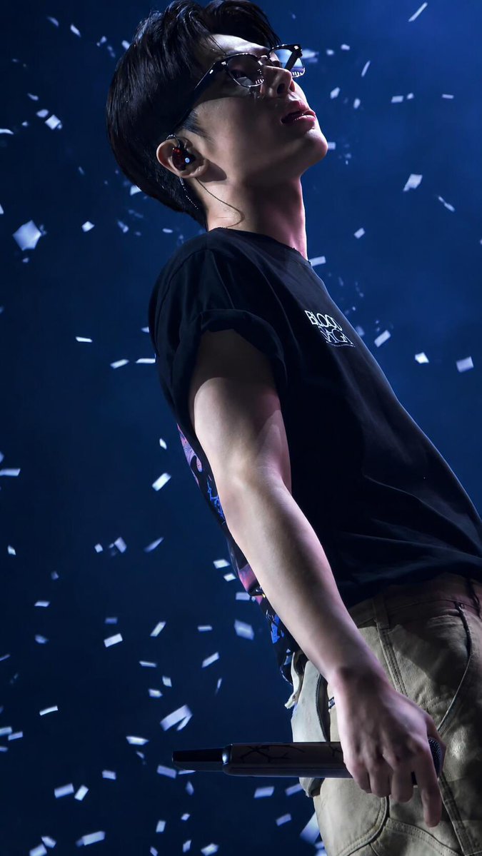 parkjaylover's tweet photo. 종성이가 무대에서 세상 누구보다 행복하면 좋겠어 https://t.co/oJFjMNDBBI