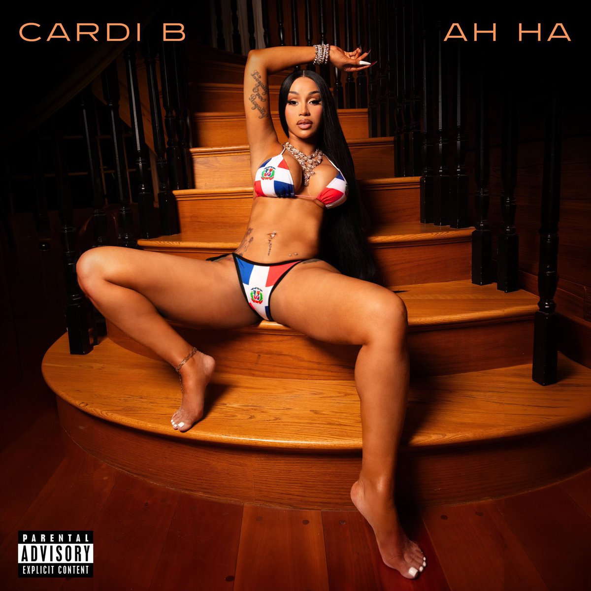 chartdata's tweet photo. Cardi B’s "AH HA" has entered the top 5 on US iTunes (@iamcardib). https://t.co/pmNZjzfHnX