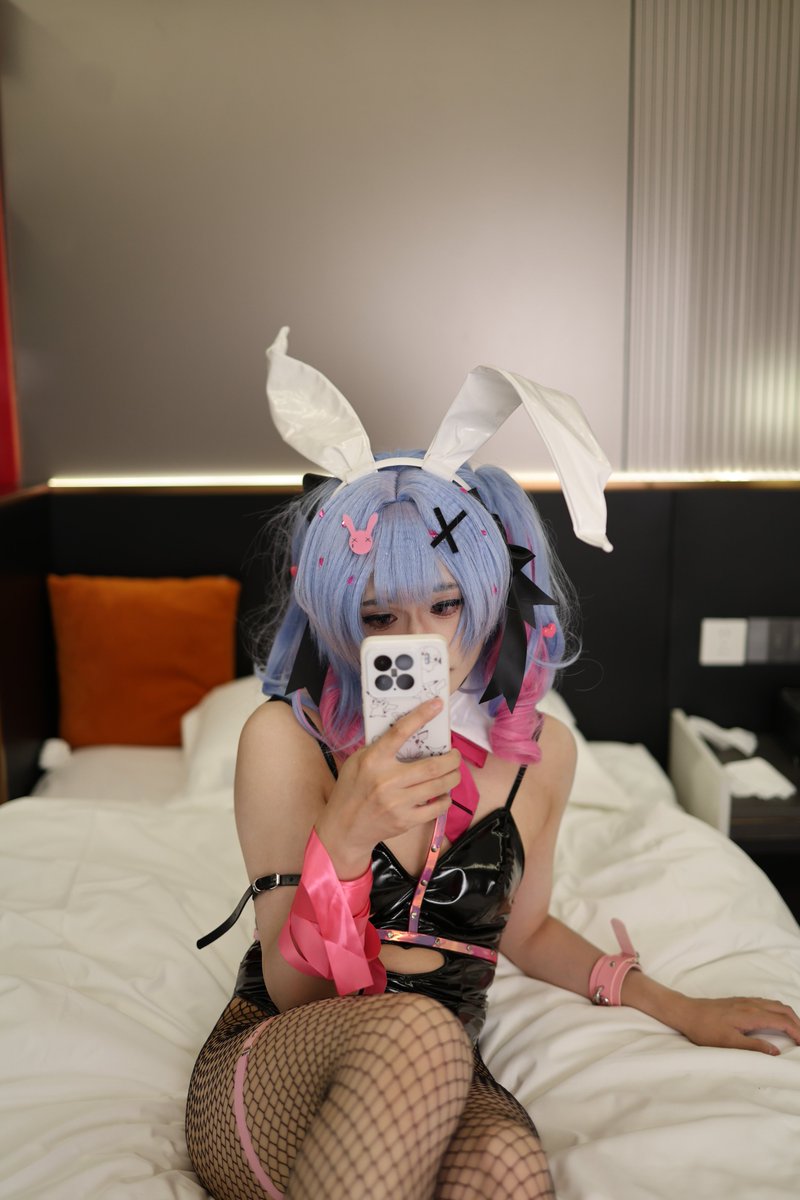 1bkowo's tweet photo. 继续更更兔子洞 https://t.co/0nt1K0FfmK