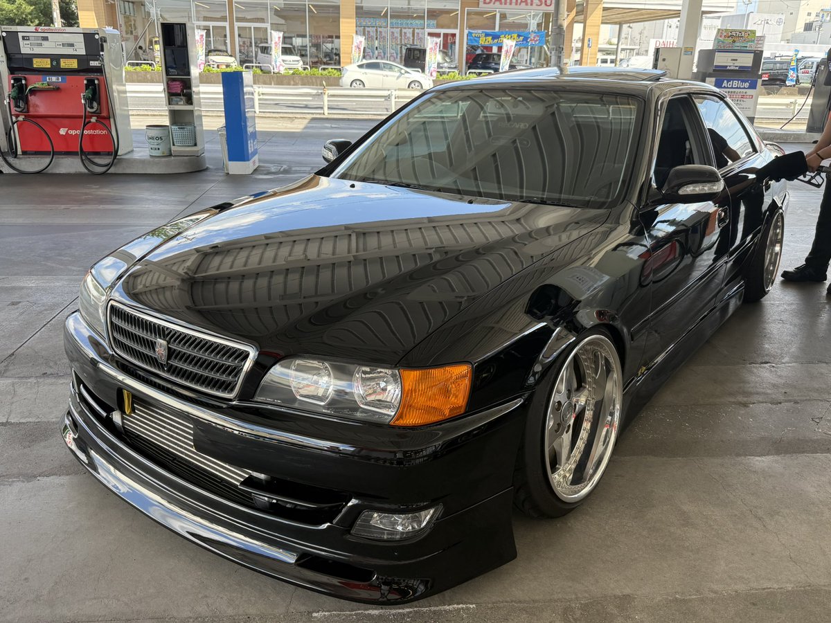 rgn1834's tweet photo. JZX100チェイサー入庫しました
・オールペン済み
・サンルーフ
・パワーFC制御

ドリフトするのがもったいないぐらいの1台だな😂

オークション代行での落札も承ります。
各種オートローンの仮審査も可能！

#車売ります
#車買います https://t.co/NK89vxwsKP
