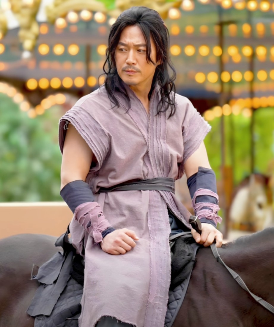 kikikanata's tweet photo. Cute Hyuk😍🥰#JangHyuk (cr. IG inside_gmarket) https://t.co/Uy7oe1giOD