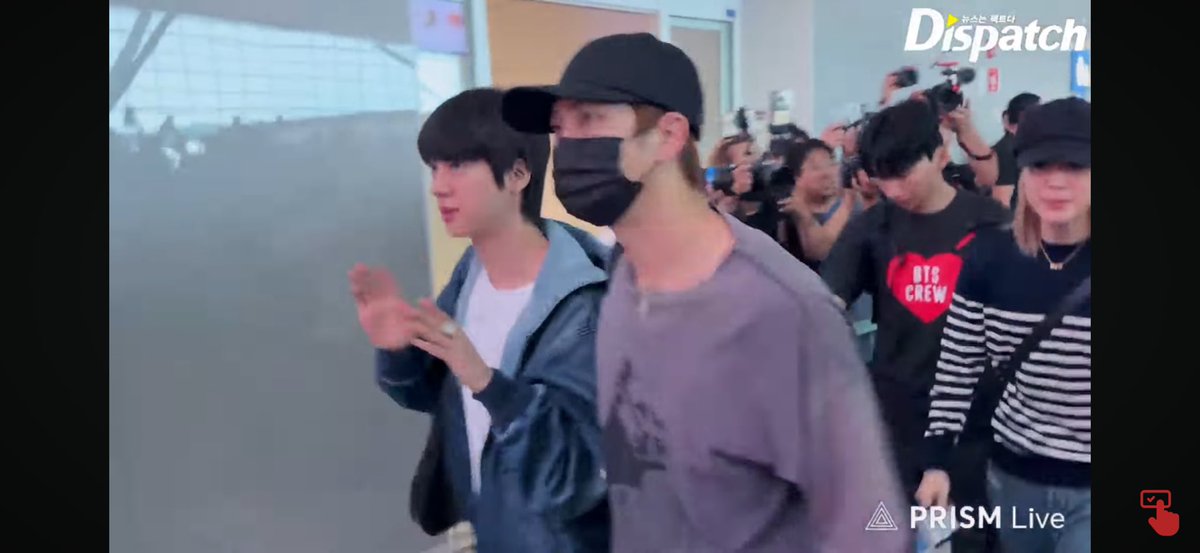 Kami0507's tweet photo. Safe travels. See you in 6 days 💜 https://t.co/3IrB3RsU2Y