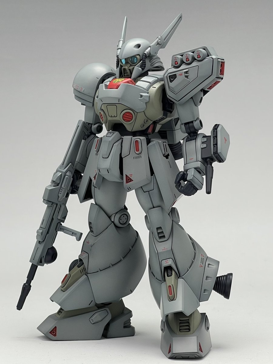wisemanFZ's tweet photo. RE100 デナン・ゲー完成しました
加工は後ハメくらいでひたすらに表面処理と面出し、彫り直しをメインに作成 https://t.co/gbVFN80mux
