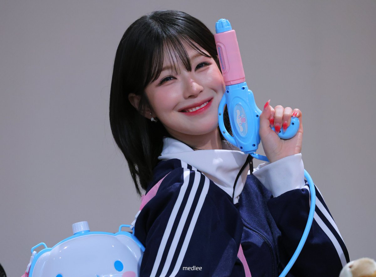 medlee0514's tweet photo. 260730 메이크스타 지헌, 채영
#fromis_9 #채영 #지헌 #chaeyoung #jiheon https://t.co/k0SGe14kM8
