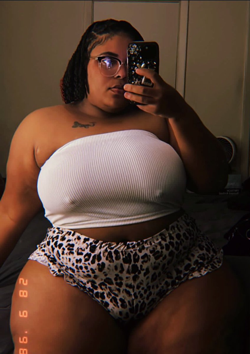 TwoPoundxx's tweet photo. Let’s FaceTime? https://t.co/cWcDWQMPsu