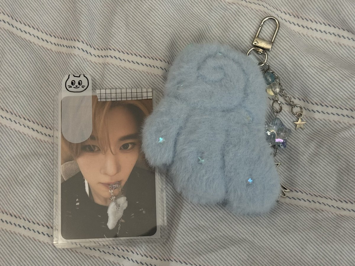 sokuriful's tweet photo. fav piece of wish merch came in the mail today yay ⊹ ࣪ ˖ ໒꒱ https://t.co/ekDsO1E6ly