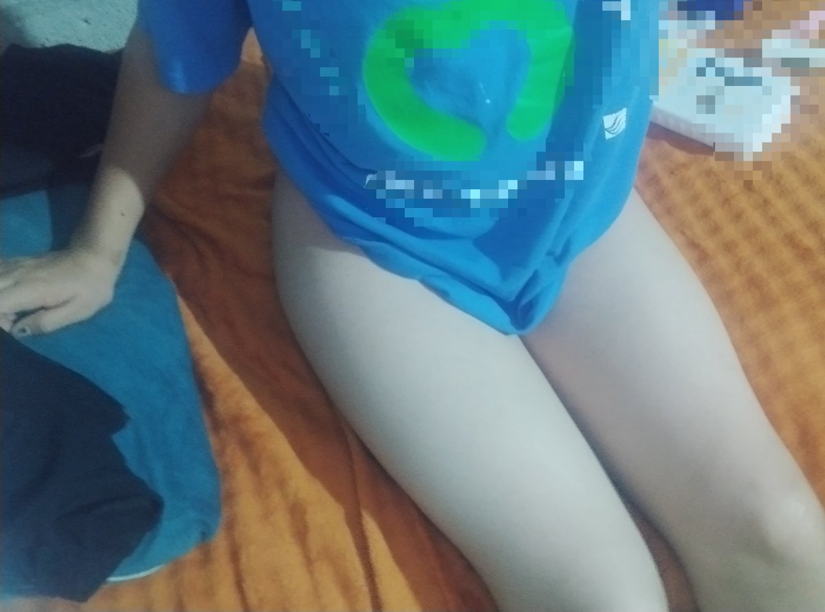 dipp3r_r's tweet photo. Quiero pene🥺 #twink #pasivo #lampiño #CuloTragón #fypシ゚viral 

Califico pitos al priv https://t.co/QdkyOiZLDX