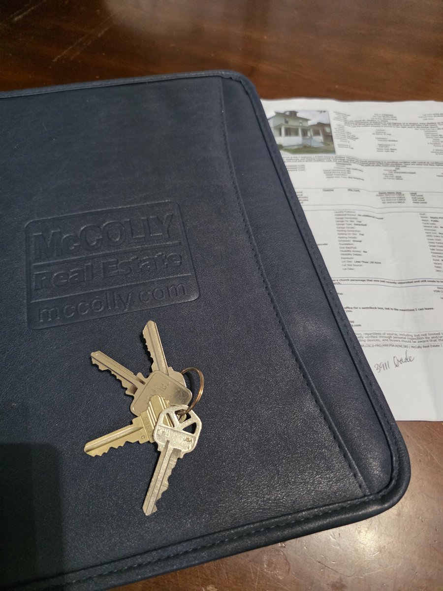 RealtyProCara's tweet photo. From Portage, Indiana down to Cissna Park, Illinois... the last couple of weeks have been a whirlwind! 🚗����

3 closings 🔑
2 listings under contract 🏠
1 buyer under contract 📝
Market evaluations for possible upcoming listings 📊
Home inspections
Several new clients added to my buyer portfolio (plus all the amazing ones I’m already working with!)
I am ENDLESSLY GRATEFUL for the trust my clients put in me to guide them through these big life moves.

But let’s be real—it’s not all rainbows & butterflies.

It’s countless late nights staring at contracts, time sensitive deadlines, urgent phone calls, navigating unexpected curveballs, sprinkle in a couple graduation parties, volunteer meetings, some gardening and plenty of  Starbucks Chai Latte's 😋 to make it all happen! Luckily, I’m a total night owl, so I’m always ready to jump on a late-night phone call or text when my clients need me. 🦉✨

And the truth is - unfortunately not every listing or sale makes it across the finish line on the first try. Deals fall through, plans shift, and market hurdles happen. Behind every closing photo is a whole lot of hustle, problem-solving, and sheer determination to pivot when things don't go as planned.

At the end of the day, though? Seeing my clients unlock the door to their next chapter makes every single crazy, busy mile worth it.

Now, back to work! 💪🏠✨ 

#realtyprocara #mccollyrealestate #realestateadvice #handlingthedetails