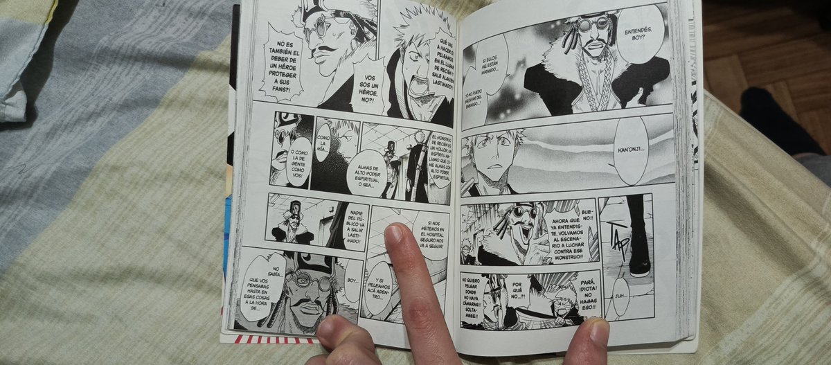 loyddreck's tweet photo. @lucas_vict23993 @m_laiko La trama de Don Kanonji empieza en el capitulo 27 hasta el 33, a pesar de que Uryuu está en la portado solo es importante al último cap jajajaja, en el tomo 5 recién se retoma todo lo relacionado a él con seriedad, junto a Chad y Orihime. https://t.co/lk156amWgi