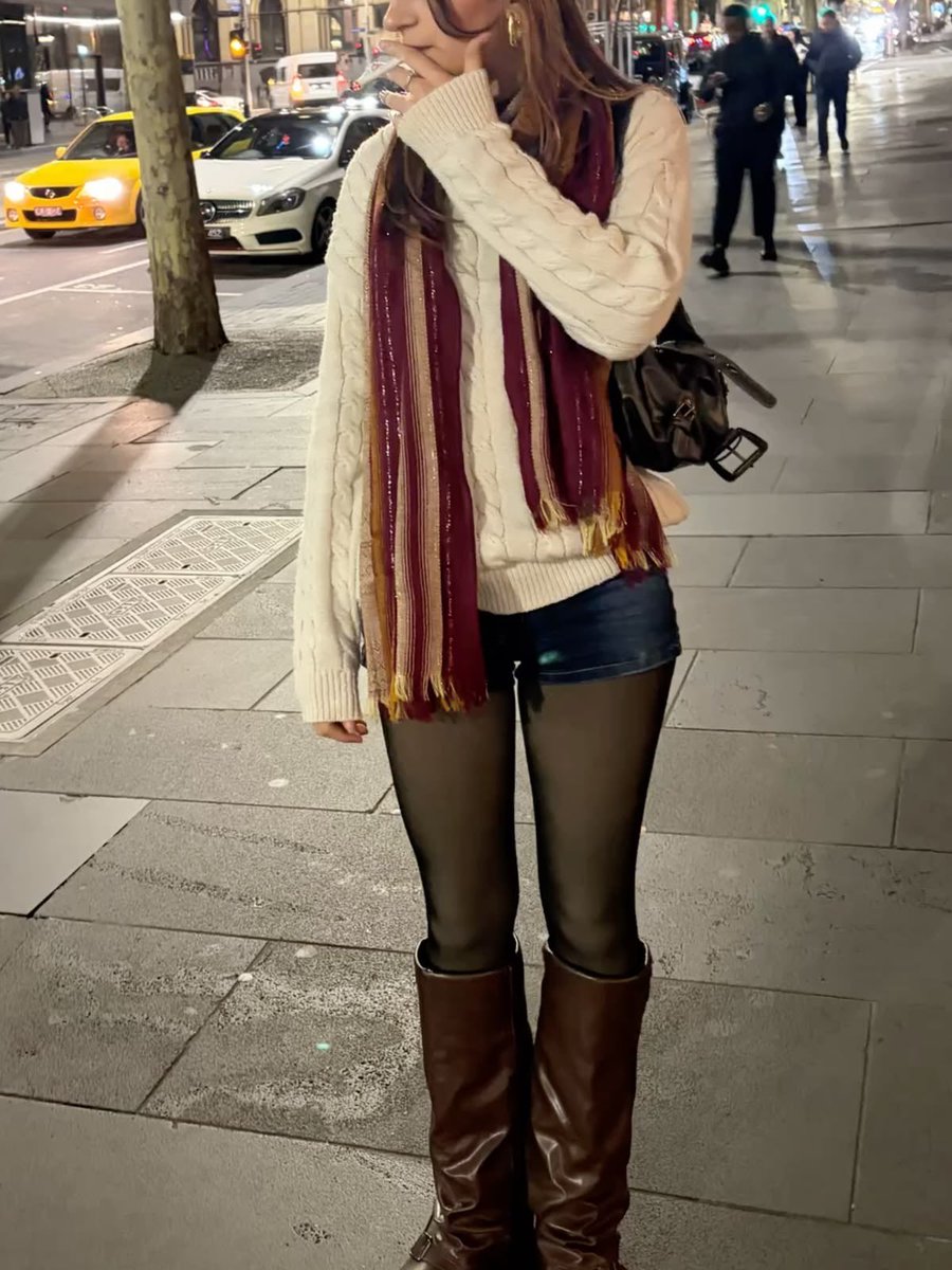1O3cals's tweet photo. i know my fall outfits will eat this year if i actually lock in and lose the weight https://t.co/5LhEj7ouQV