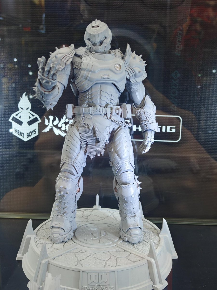 UniverseChew's tweet photo. 🔥HEATBOYS × DOOM  action figure released. @HEATBOYSGlobal 

nearly 12 inches tall，specific details are unknown https://t.co/Wn9AcTSCj4