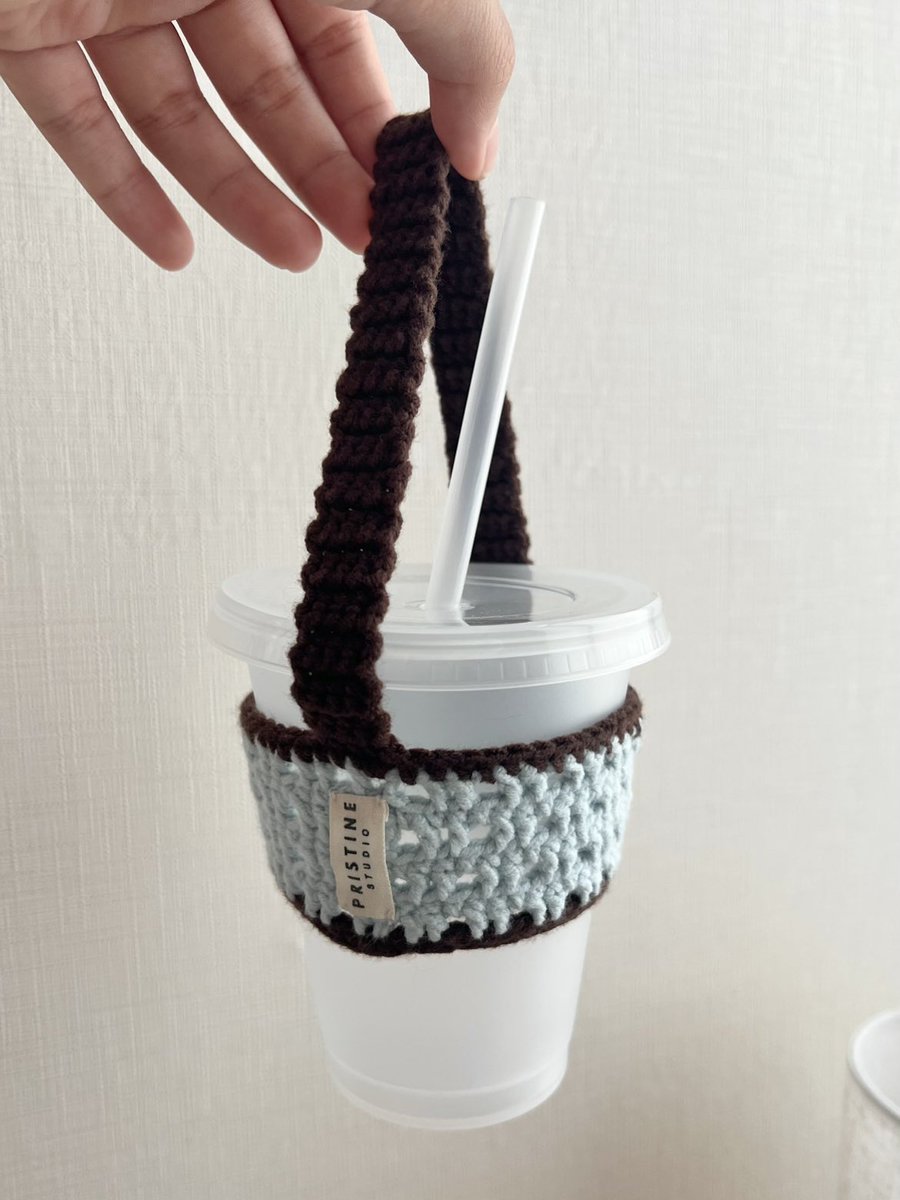pristinebyaan's tweet photo. Just imagine your favourite drink wearing a cute little outfit╰(*´︶`*)╯♡ https://t.co/bdO46rVcpz