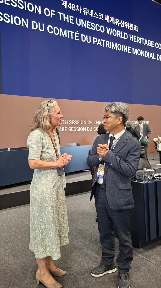 GermanAmbUNESCO's tweet photo. As #48COM concluded in Pusan, I also congratulated #KoreanHeritageService for a truly inspiring #heritage festival everywhere in the city of #Pusan, so that the spirit of preserving &amp; taking care of our heritage was shared btw. international guests, Pusan hosts &amp; all generations! https://t.co/KsmKNhjt5l