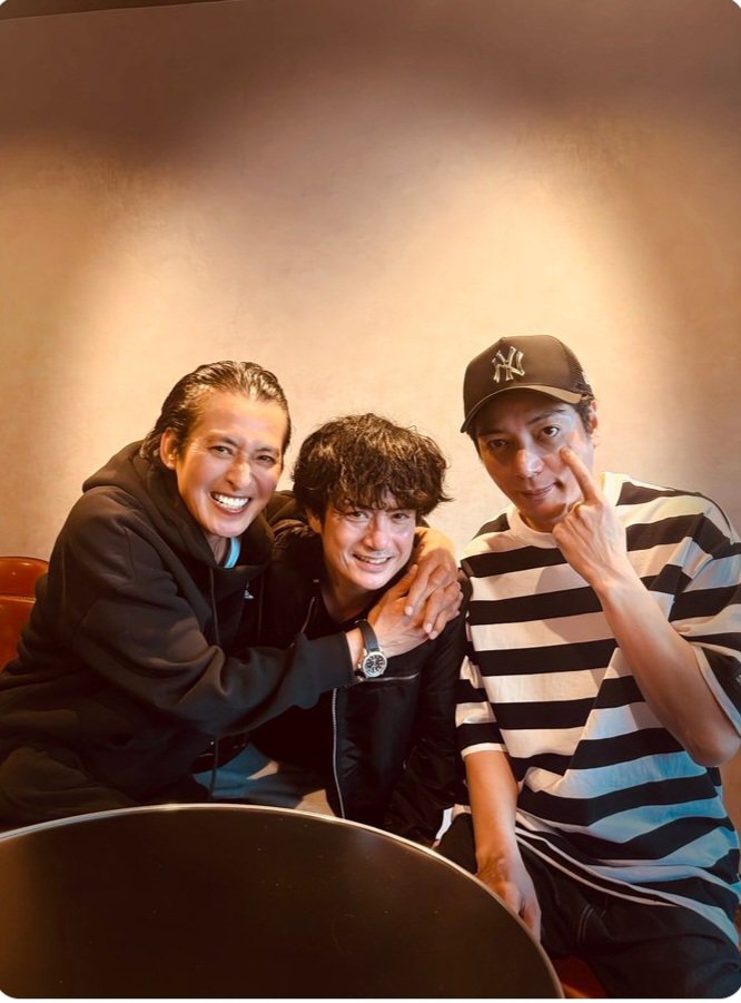 harusugi710's tweet photo. 光GENJIメンバー場所は違うけれど7人揃った～💙💜🩷🩵❤💚💛
デビュー日8月19日までもうすぐ…
何かあったらいいな…
#光GENJI https://t.co/RTfY1B20GG