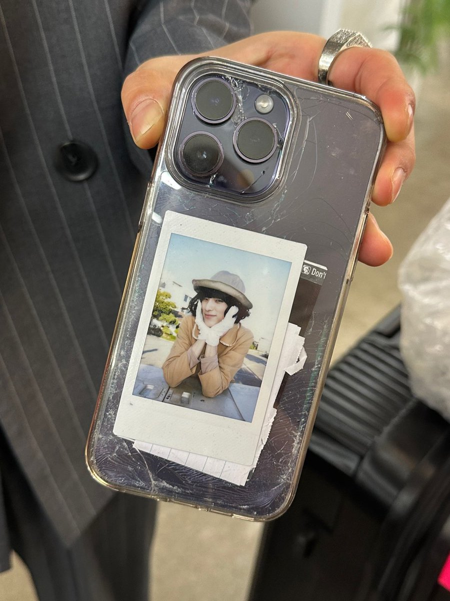 thisisddonggae's tweet photo. 근데  야쿠르트찬줌마  귀엽긴함 https://t.co/f3bAYvv61V