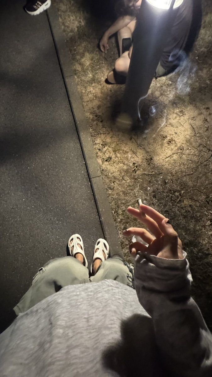 dangdongdiing's tweet photo. 좆같다진짜 https://t.co/Pm3yiKHA1y
