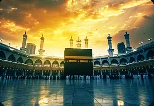 Mujtaba0313A's tweet photo. "قَدْ كان لَكُمْ آيَةٌ فِي فِئَتَيْنِ الْتَقَتَا ۖ فِئَة تُقَاتِلُ في سبيل اللَّهِ وَأُخْرَىٰ كَافِرَةٌ.."
فِئة تسيء الى الله ورسوله وكتابه والذات الالهية و بيت الله الحرام و تسفك دماء الابرياء،وفئة تُقَّاتِل ضِد هذه الفئة المسيئة و المعتدية للدفاع عن الدين و الكرامة و الانسانية. https://t.co/DhtAqsND1u