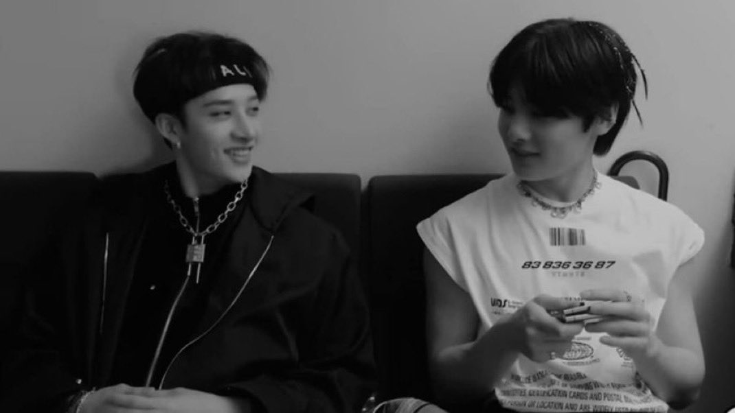 qtgari's tweet photo. mini au #chanin !! | “la nave del olvido”
jeong y chris fueron inseparables alguna vez. compartieron una amistad que parecía destinada a durar por siempre. sin embargo, un malentendido terminaron alejándolos. un año después, una vieja canción vuelve a sonar junto a recuerdos. https://t.co/qj73Bc9Xvv