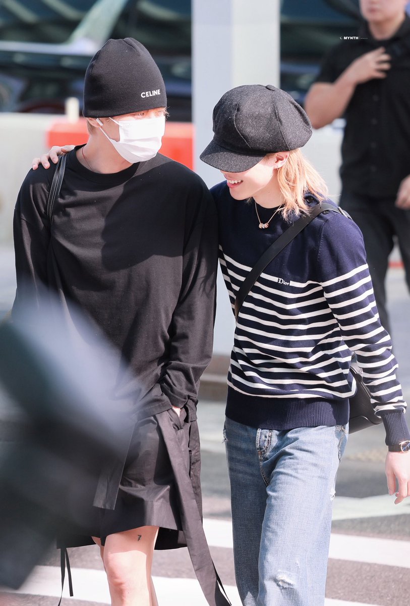 selene_limber's tweet photo. RT @themythofjimin: 260731 ICN

🛫

@BTS_twt 
#JIMIN #지민 #BTS #방탄소년단 https://t.co/Qzq8xIxdzb