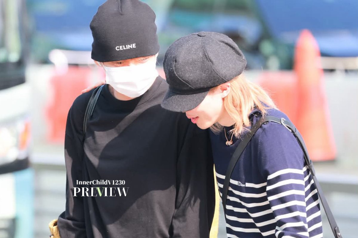 InnerChild_tete's tweet photo. little animals

#태형 #TAEHYUNG #V #THV
#방탄소년단뷔 #BTS #BTSV https://t.co/wkzKwDc4OQ
