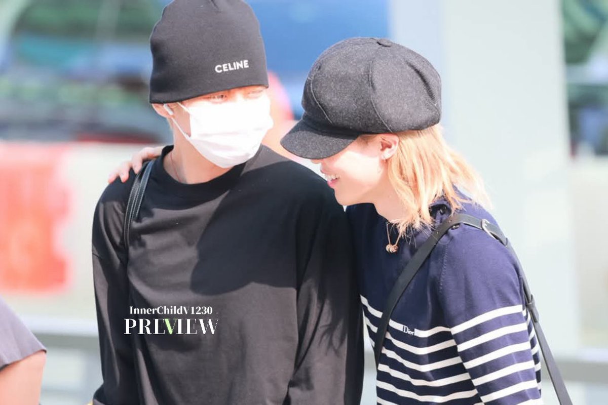 InnerChild_tete's tweet photo. little animals

#태형 #TAEHYUNG #V #THV
#방탄소년단뷔 #BTS #BTSV https://t.co/wkzKwDc4OQ