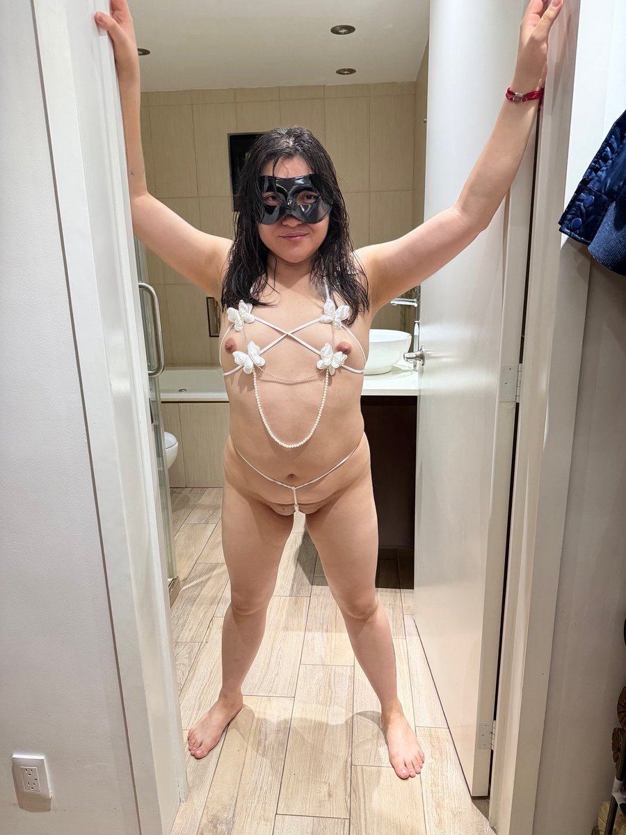 MILF_mx's tweet photo. ¿Cómo están?🤤🤤🥰🫢🙈 https://t.co/oM2Y92uk35