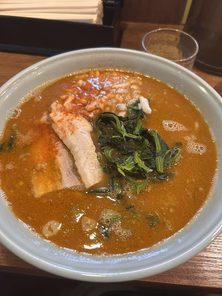 magic_evitconan's tweet photo. #半年ラーメンチャレンジ 
76〜79杯目(夕介/元喜家/一世風靡/魂心家)
初めて行った一世風靡、これはリピあり。安くていろんな種類のラーメンがある。魂心家の写真見たらネギ嫌いは倒れそう https://t.co/VPy5HKm4FR