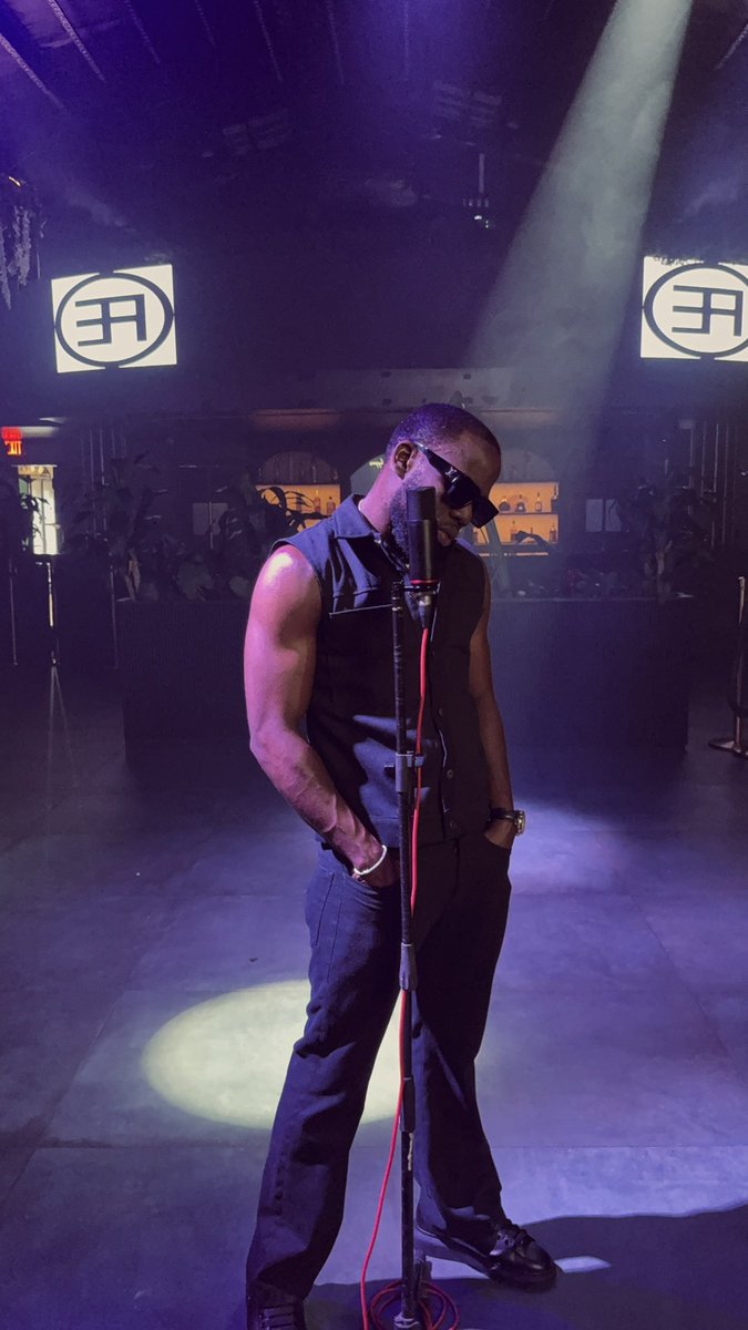 Erphaan's tweet photo. #PLAYDMUSIC streaming Worldwide🎶

Vid:- https://t.co/MsFoMlObjW https://t.co/EdTvKpNx7S