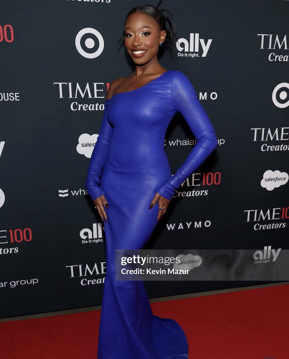 sherrylejackson's tweet photo. I need an edit in all her July looks to Destiny Child’s “Loose My Breathe” cause atp I can’t keep up. https://t.co/JKSAovS8NM