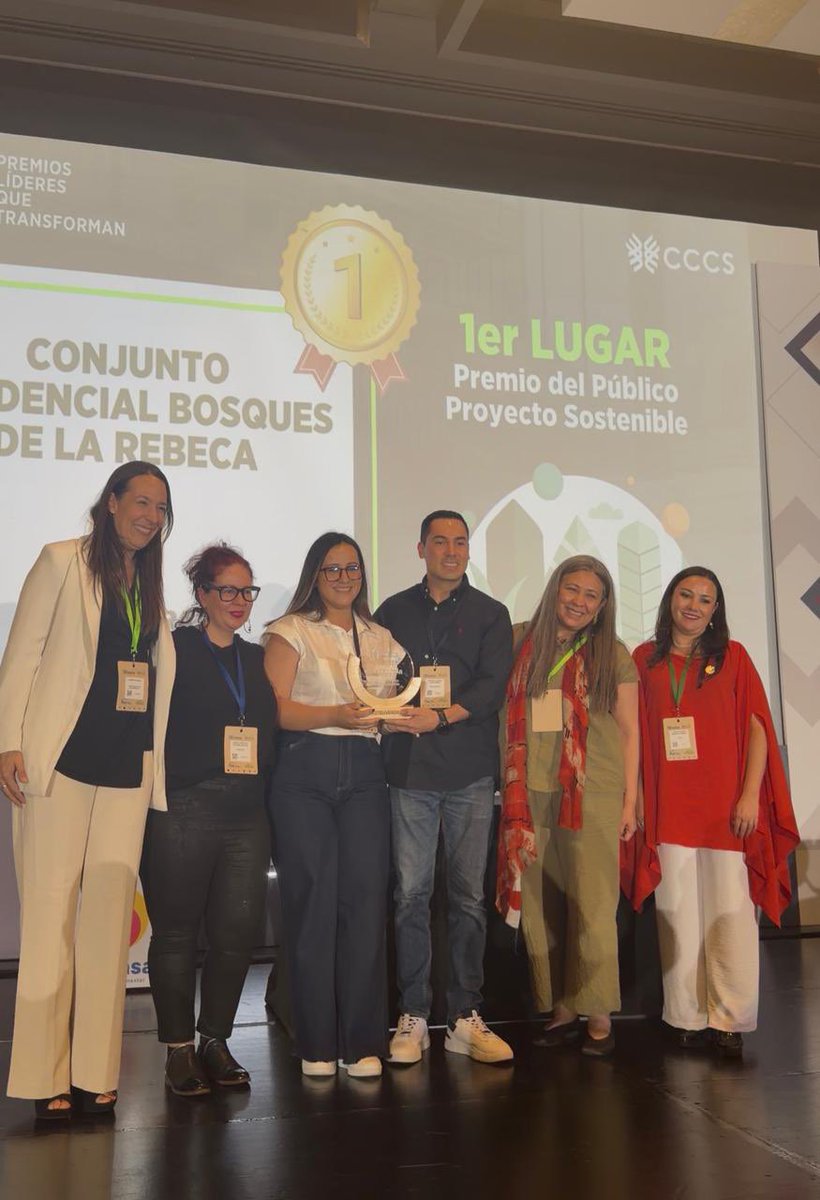 MarkVictoriaT's tweet photo. Hace algunos años fue un sueño; hoy es un referente nacional. 🏆

Bosques de la Rebeca
🥇 Primer Lugar – Premio CONSTRUVERDE 2026

Un proyecto que demuestra que la vivienda social puede transformar ciudad, generar sostenibilidad y cambiar vidas.

¡Orgullo para Neiva! 💚🏡 https://t.co/LW9lOYlr0v