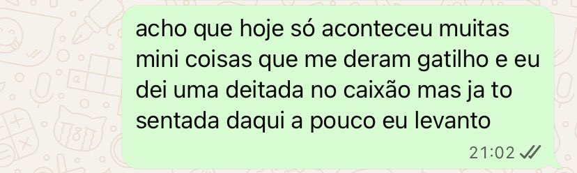dntsdhr's tweet photo. vcs ficam acesas na lua cheia? pois eu fico bem assim: https://t.co/3USQD2mkM3