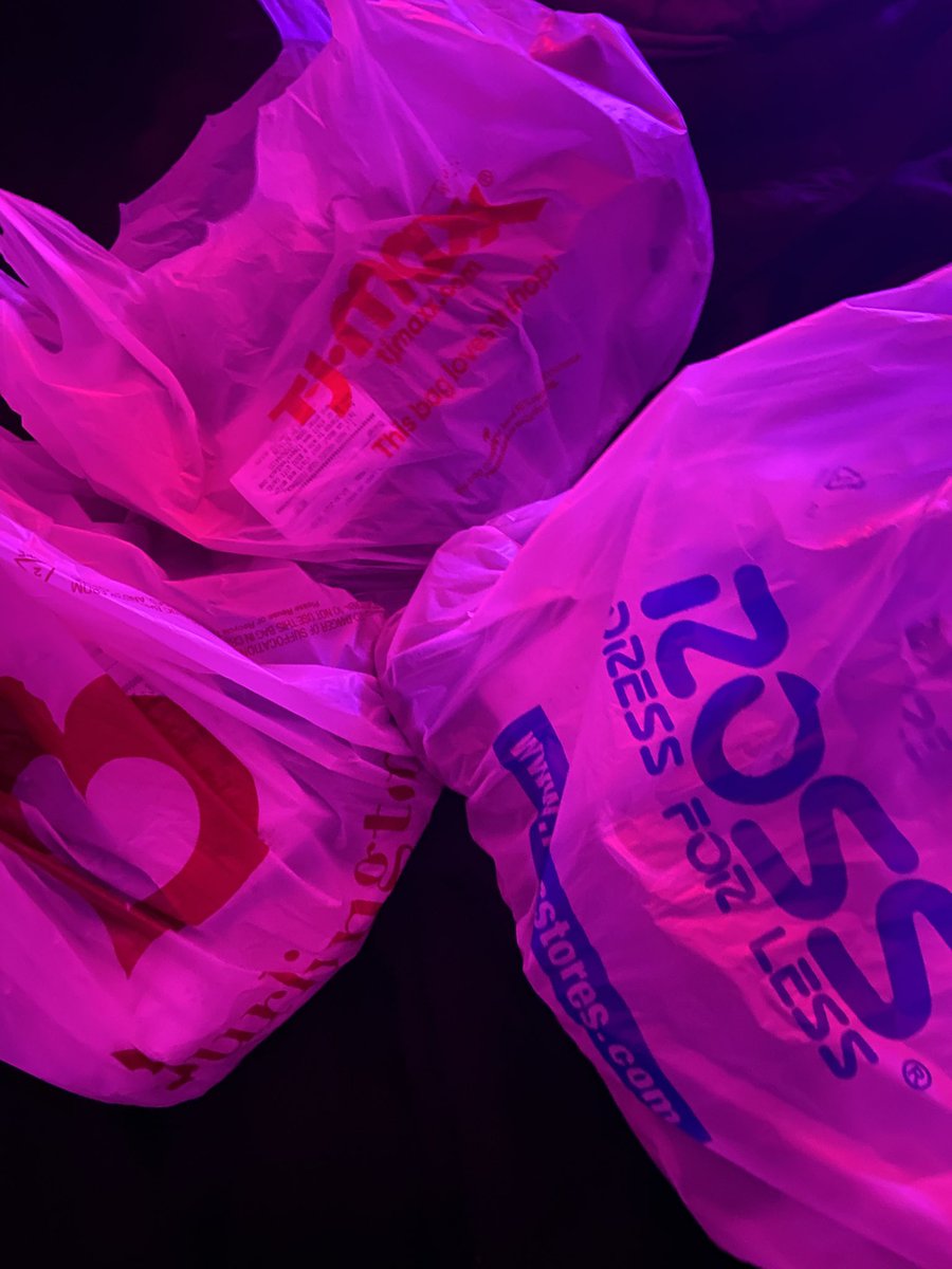 macabrexdesires's tweet photo. a mini shopping spree https://t.co/reDMa0AB7w