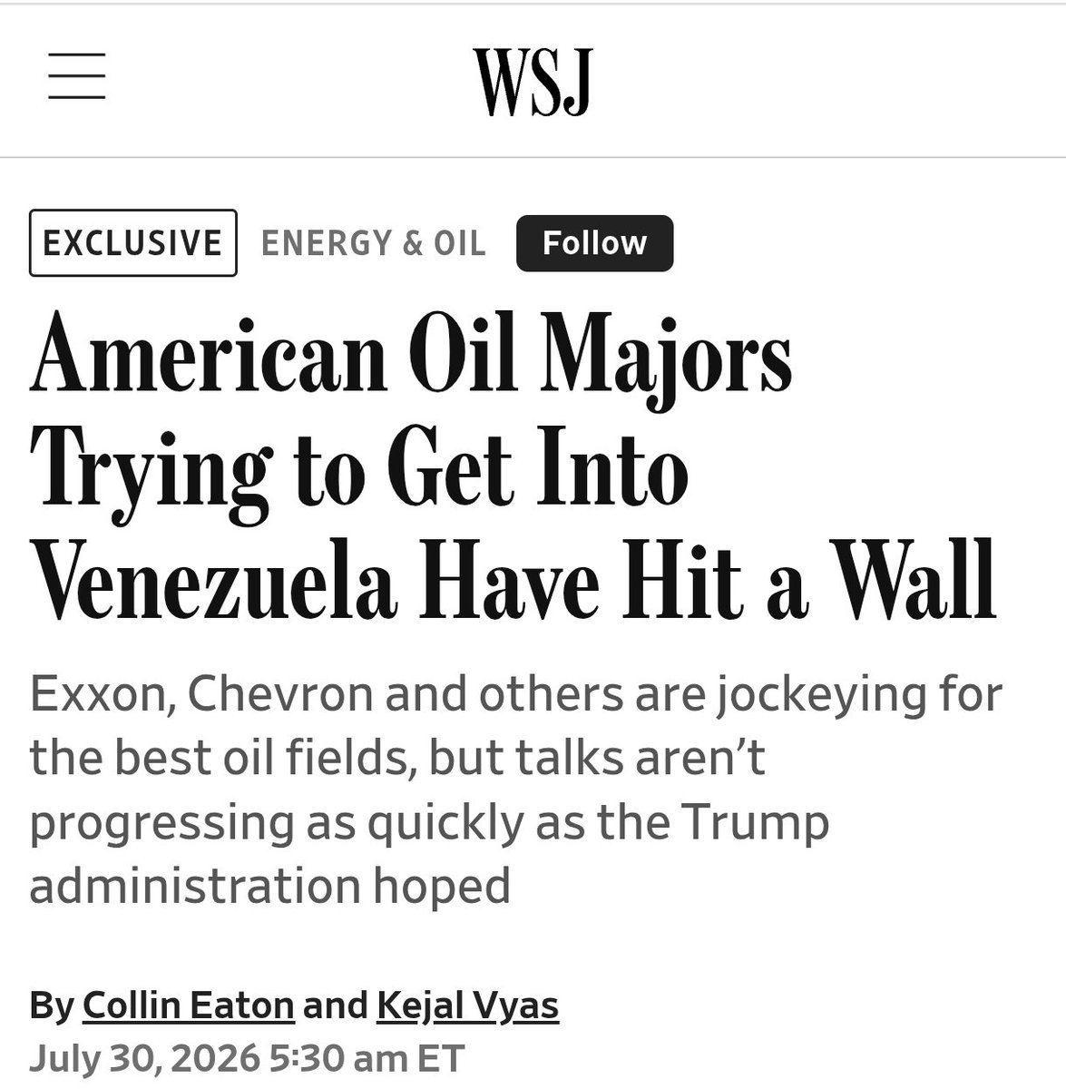 HeverCastroB's tweet photo. Según el @WSJ hay literalmente una pelea a cuchillos entre las empresas petróleras estadounidenses para quedarse con los mejores pozos petróleros de la faja del Orinoco, Monagas, entre otros. Trump presiona para que avancen, pero las que tienen el pulmón grande para agarrar esos proyectos, como ConocoPhillips y Exxonmobil, no pueden borrar y olvidar el pasado donde los expropiaron sin indemnización, aún tienen litigios abiertos, no se aventuran.

El régimen de Delcy tampoco ha sido muy transparente y está teniendo reuniones por separado con dichas empresas. Muchas de ellas están acostumbradas a licitaciones públicas, abiertas y transparentes, pero así no está acostumbrado el régimen, ya los conocemos, primero los guisos y luego los contratos. Algunas petróleras están pidiendo que Trump intervenga ante la opacidad. 🥴

Si ya me conocen para que me invitan, imagino les dice el régimen.  🤭

Por otra parte, las petróleras más  pequeñas si parecen más interesadas en inversión a mediano plazo para recuperar pozos existentes que están inoperativos, son las que están más adelantadas en los contratos, pero los peces grandes quieren acceso a las reservas de gran envergadura para comenzar desde cero con alta tecnología y visión a largo plazo, sin embargo no han concretado nada. 😌

En fin, lo que concluye el artículo es que por ahora el juego está trancado y nadie quiere mostrar la doble cena (la burra), mucho ruido y pocas nueces, ninguna quiere sacarse los billetes grandes del bolsillo hasta ver un panorama más seguro. 😁